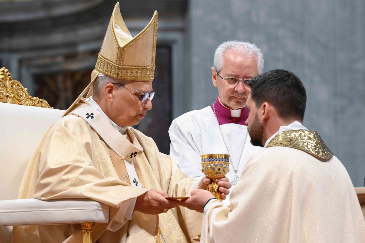 Bringing the light of the risen Christ (public) | Melbourne Catholic